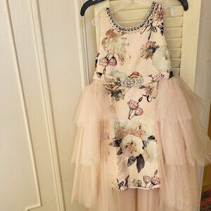Beautiful unique princess dress size 8